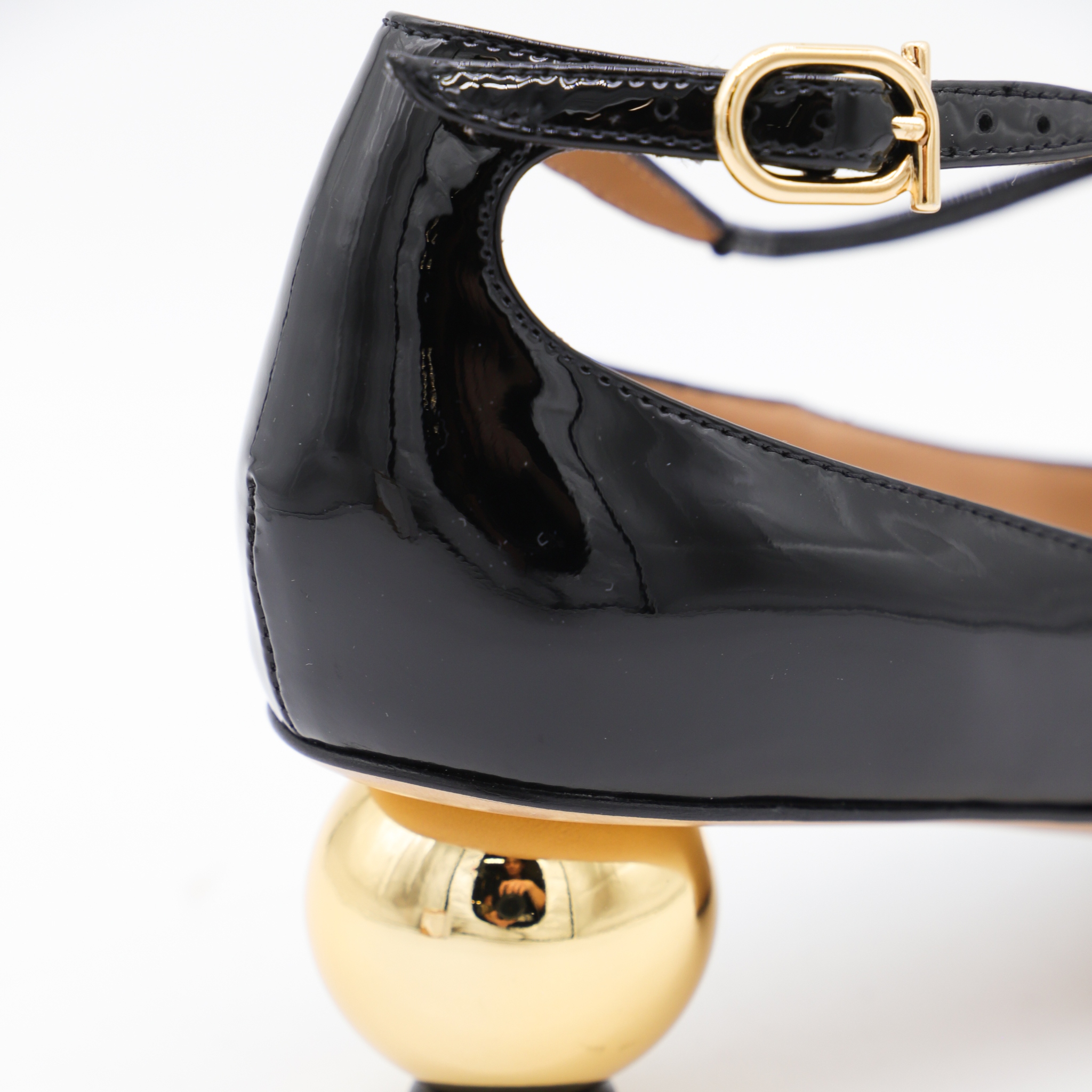 [Salvatore Ferragamo] Pumps FW25 78487501K259001