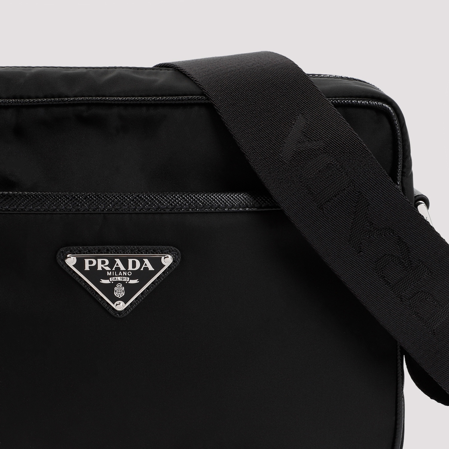 [Prada] Shoulder bag FW26 2VH048VXOO.2DMH