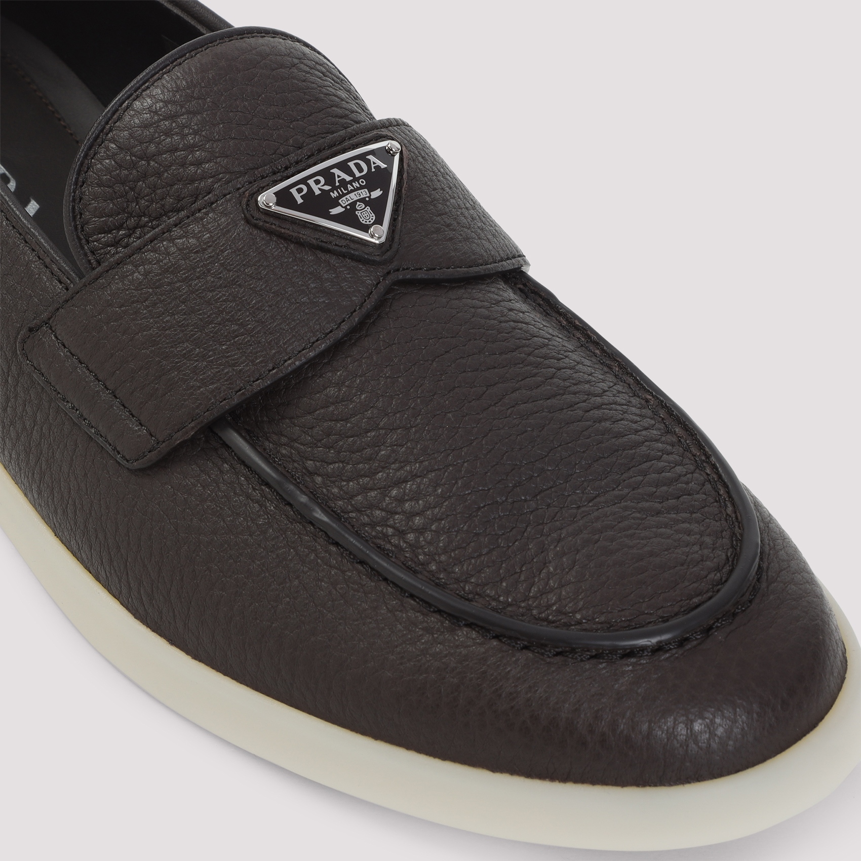 [Prada] Loafer FW26 2DG124FG001.013
