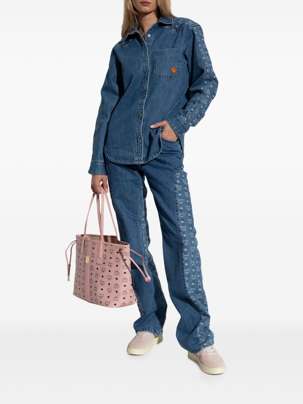 [AUTRY] Sneakers FW26 AULW UH 03