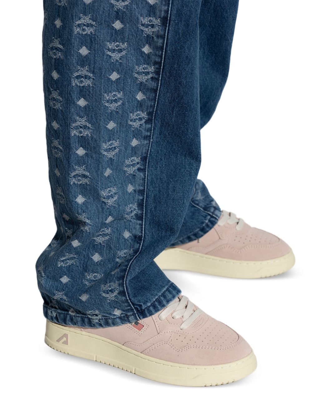 [AUTRY] Sneakers FW26 AULW UH 03