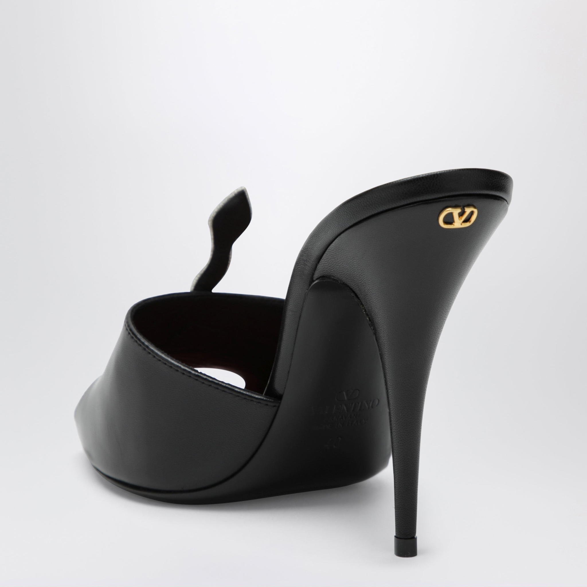 [Valentino Garavani] Sandals SS26 8W0S0PD7HIZ
