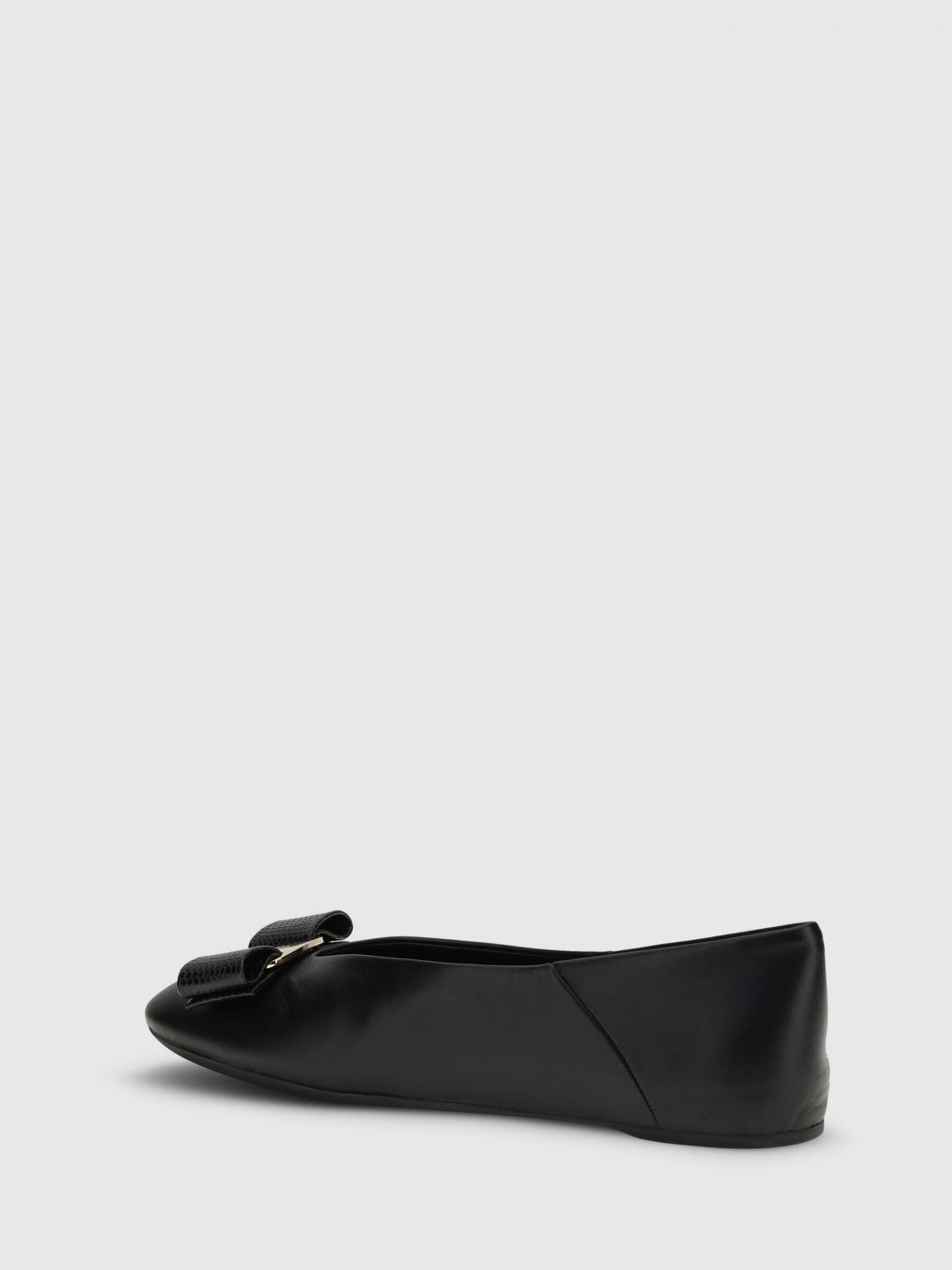 [Ferragamo] Flat shoes SS26 782883 001