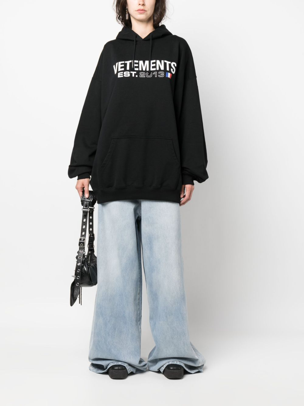 [Vetements] Hoodie FW23 UE54HD100BBLACK