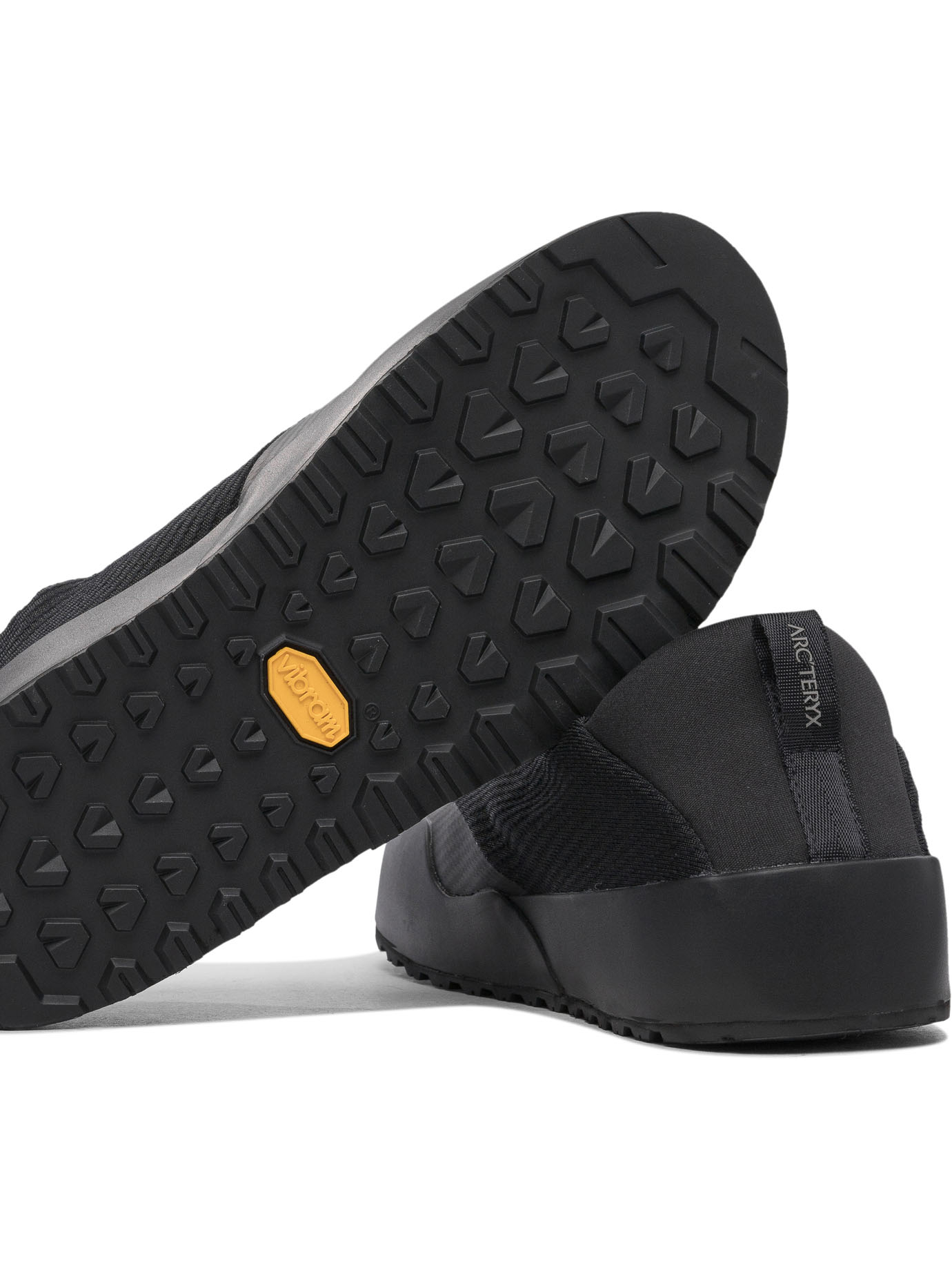 [ARC'TERYX] Sneakers FW25 X000010111KRAGGBLACK/BLACK
