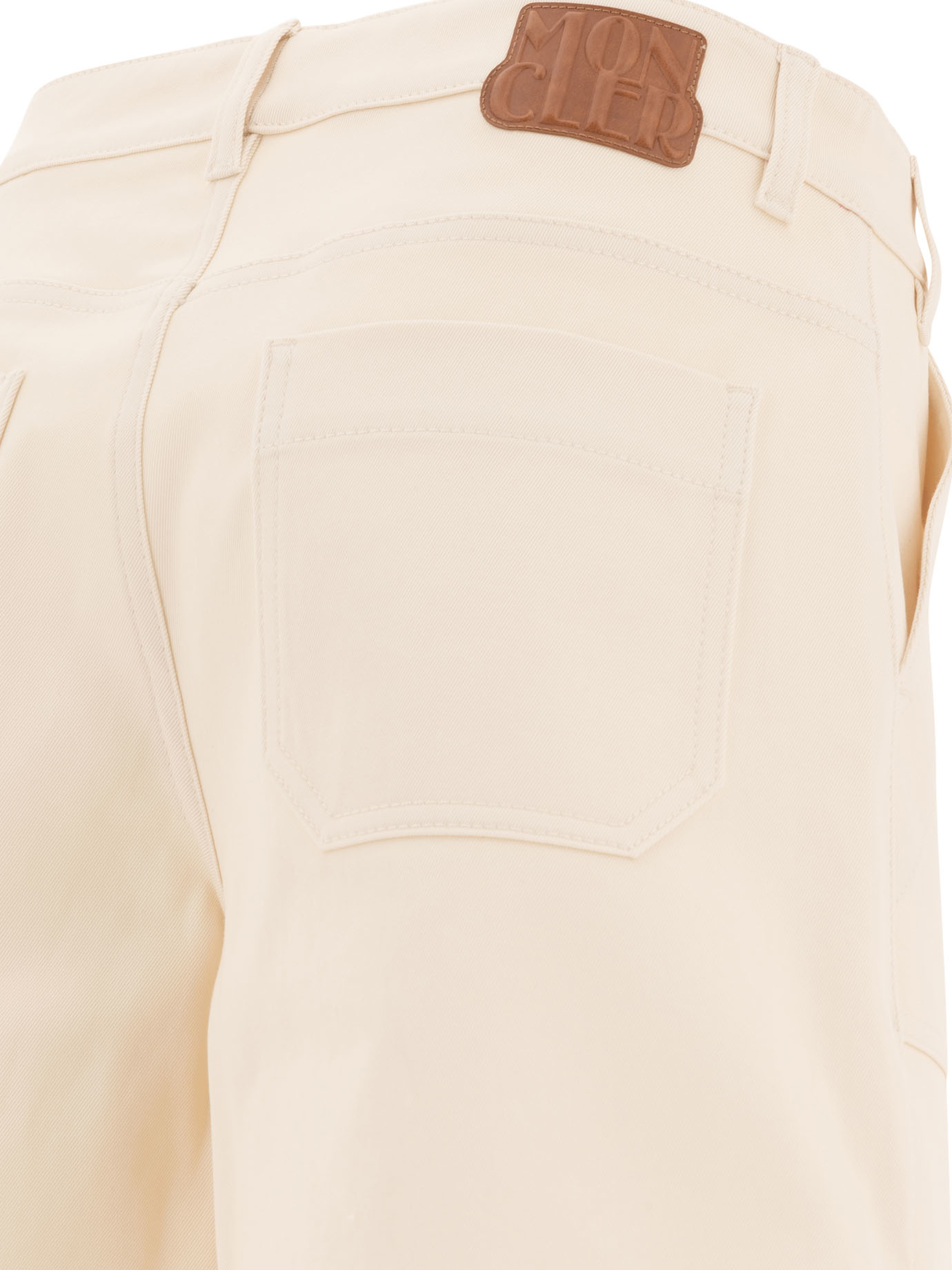 [Moncler] Shorts SS25 2B00003-5985820N