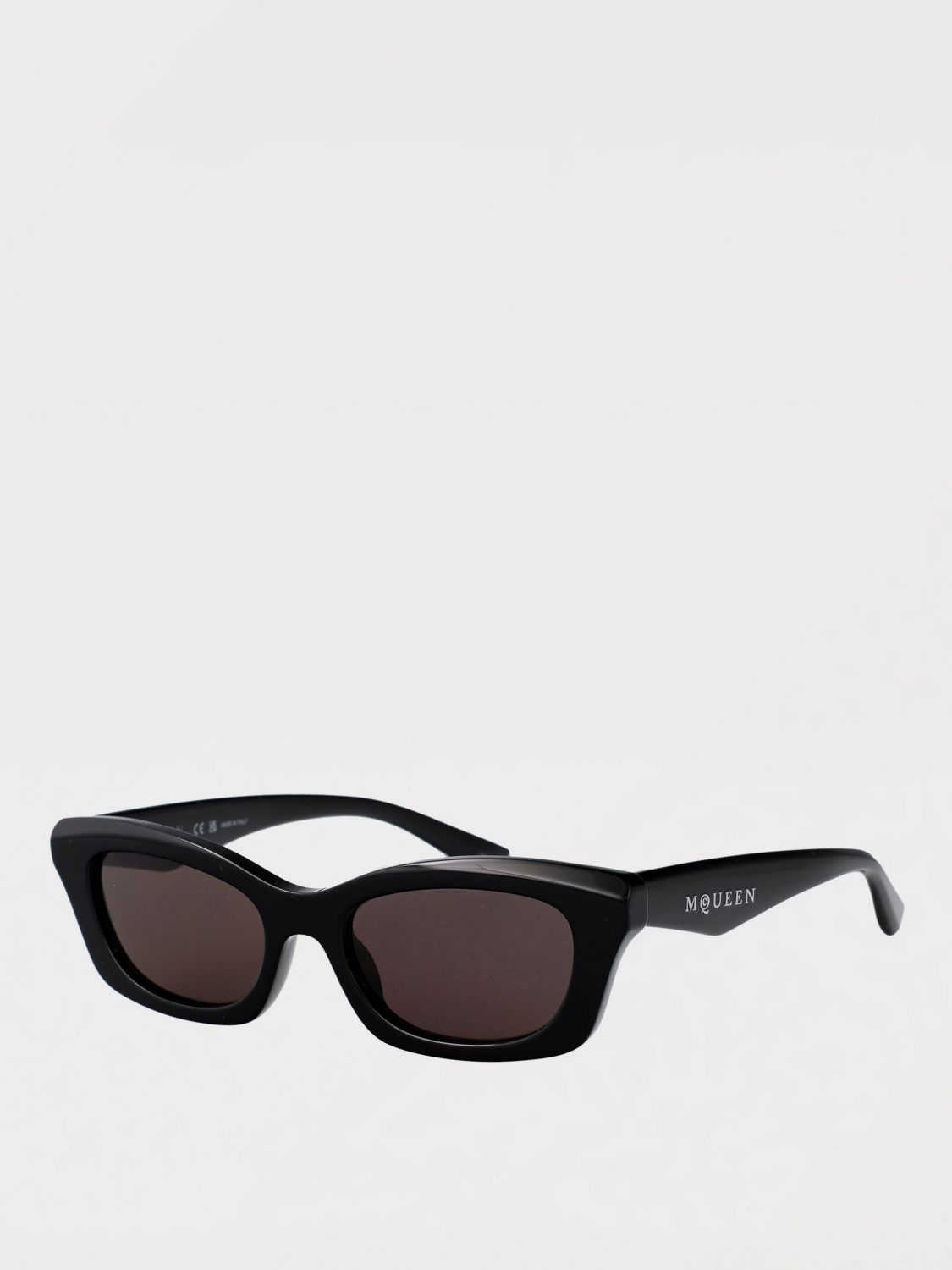 [McQueen] Sunglasses FW25 AM0474S 001