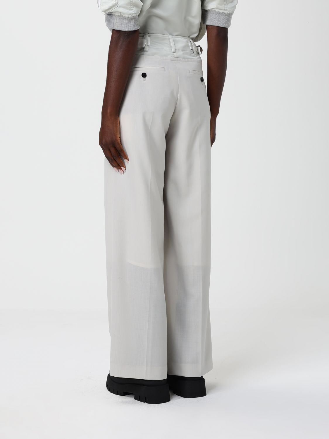 [Sacai] Trousers FW25 2507950 053