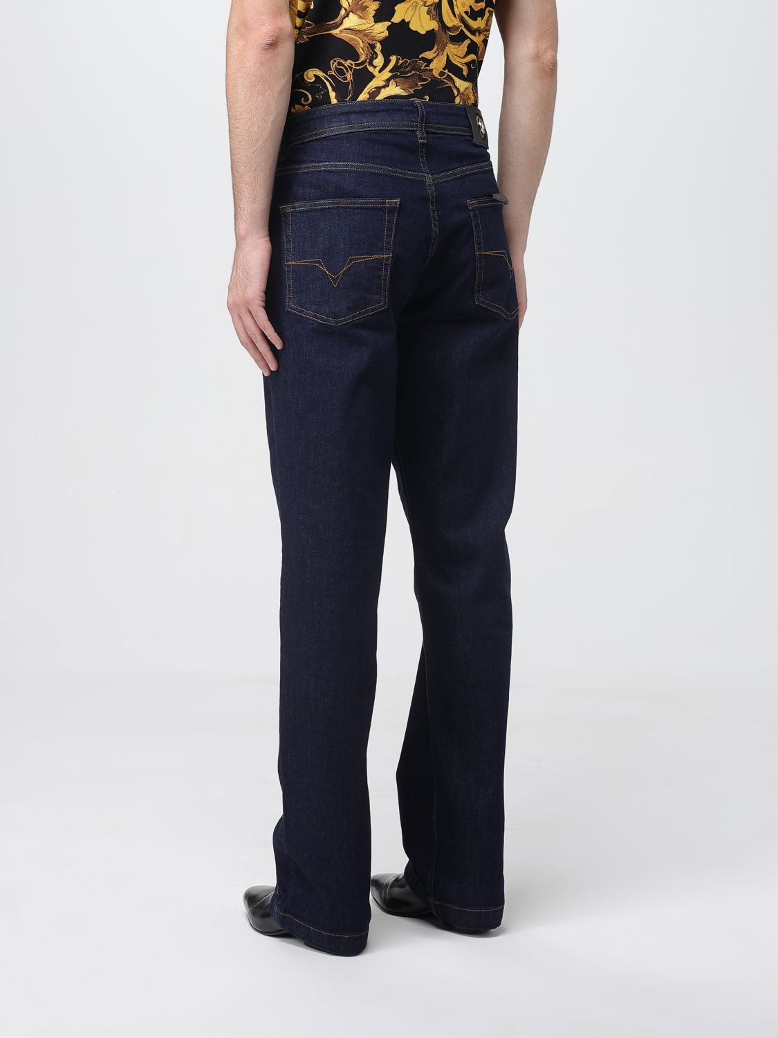 [VERSACE JEANS COUTURE] Trousers FW25 79GAB502CDW02 904