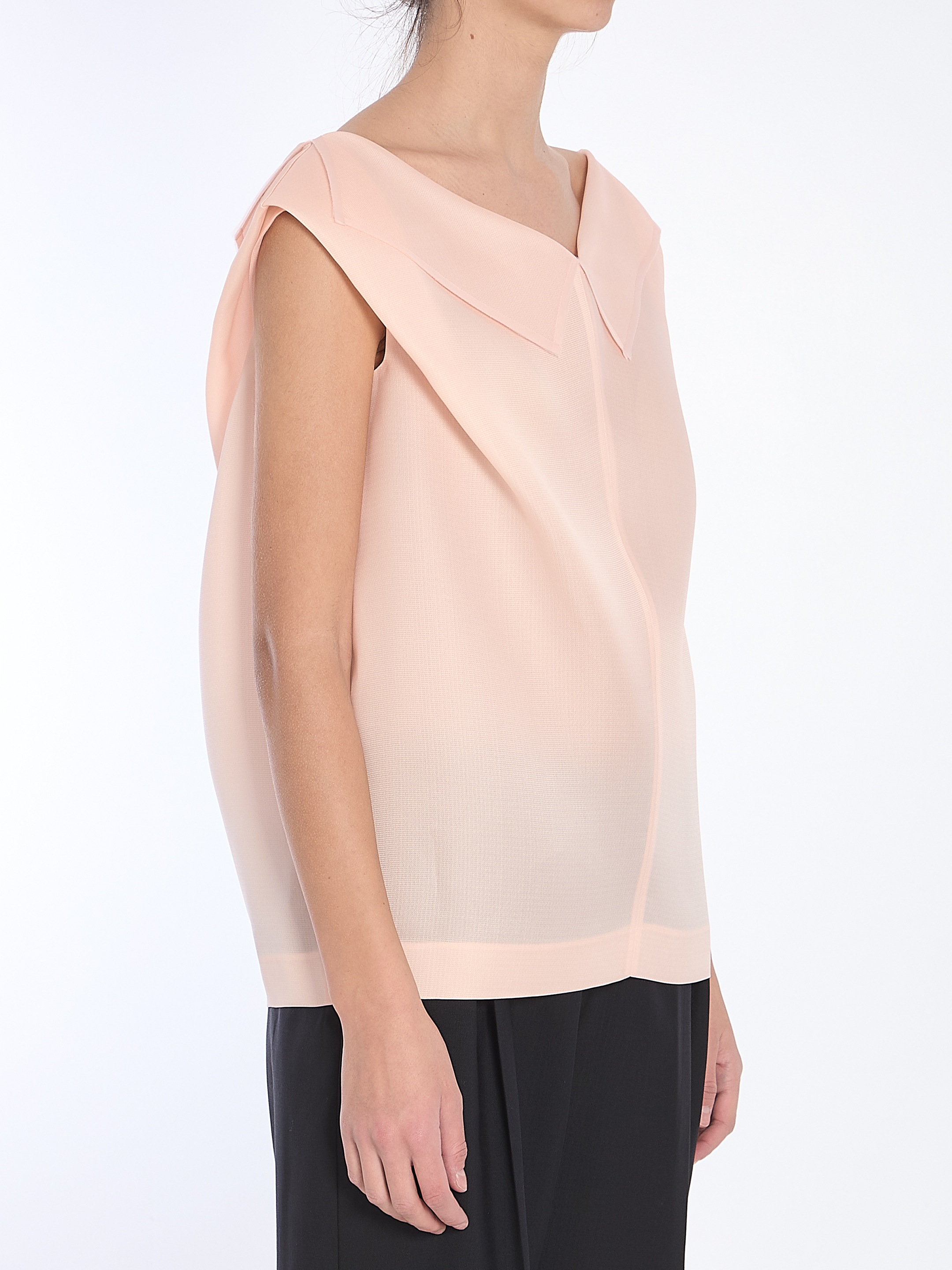 [KHAITE] Shirts Sleeveless SS25 2374386__510