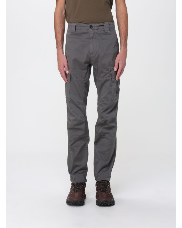 [C.P. Company] Trousers FW25 18CMPA056A005694G 935