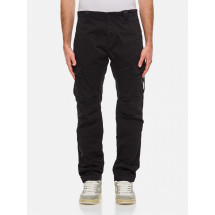 [C.P. Company] Trousers FW25 18CMPA056A005694G 999
