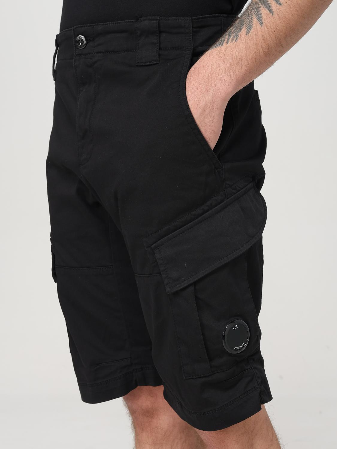 [C.P. Company] Shorts FW25 18CMBE116A005694G 999