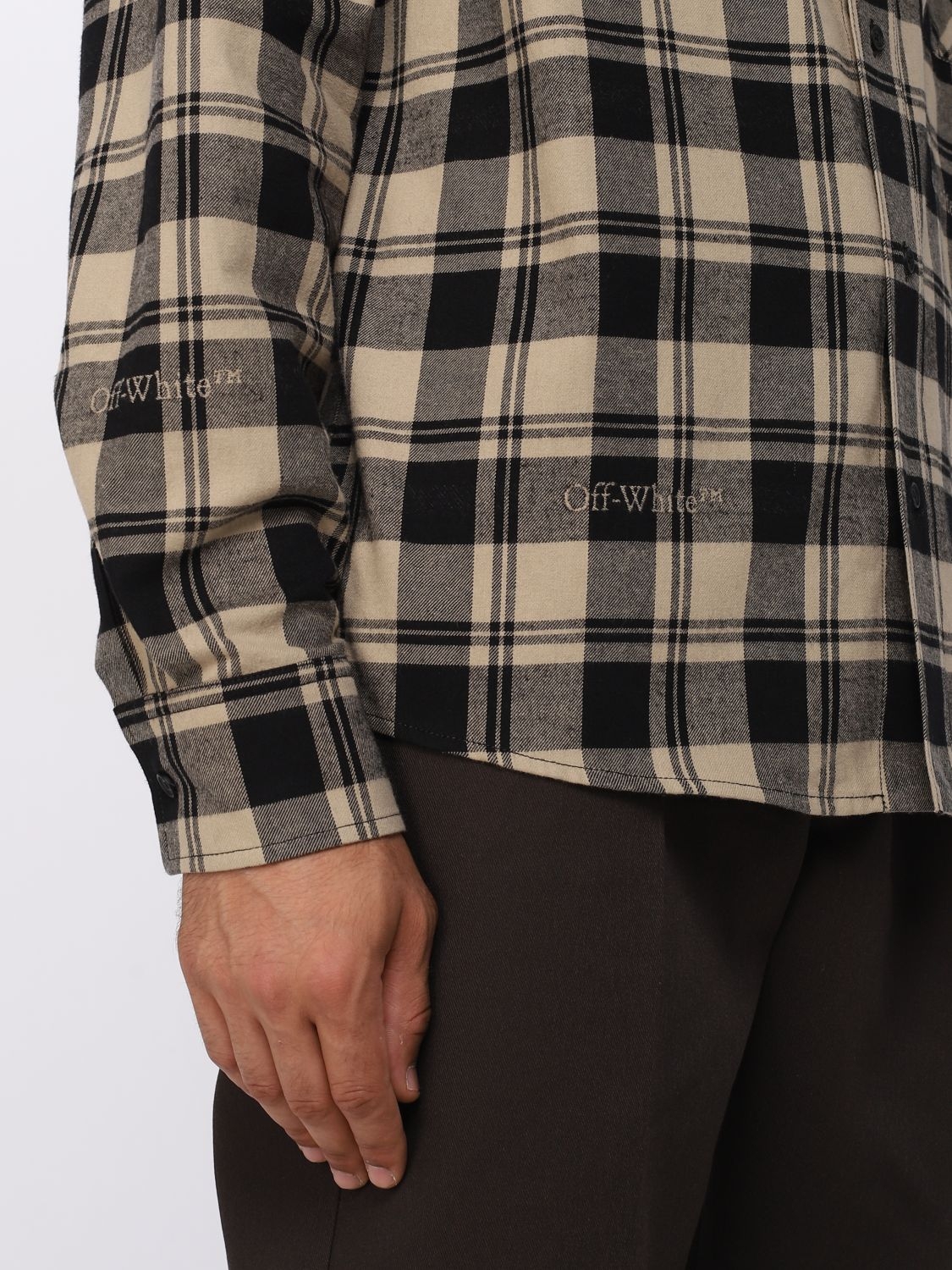 [Off-White] Shirts Long Sleeve FW25 OMGE030F23FAB001 1900
