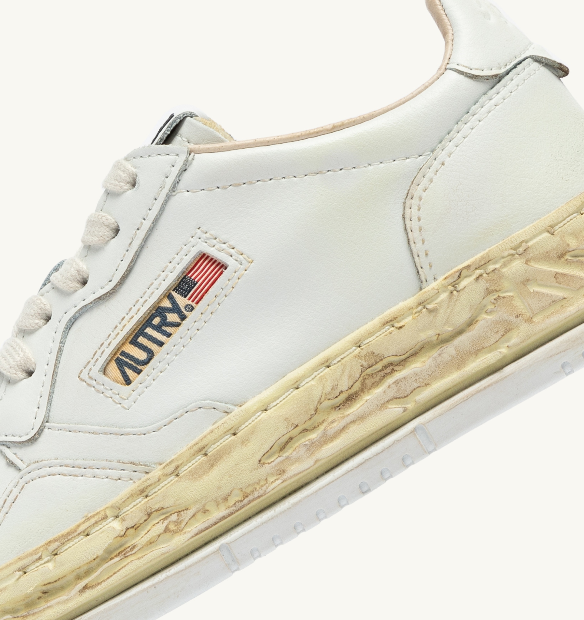 [AUTRY] Sneakers FW25 AVLWMMY1