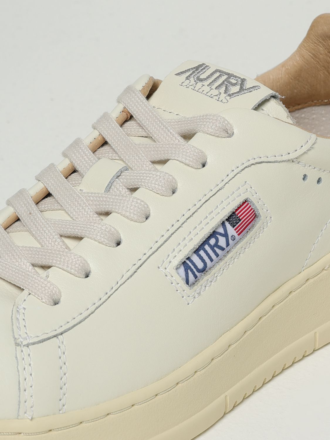 [AUTRY] Sneakers FW25 ADLM MR01
