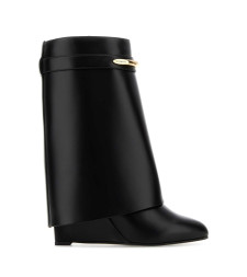 [Givenchy] Boots SS26 BE605LE1J7 001