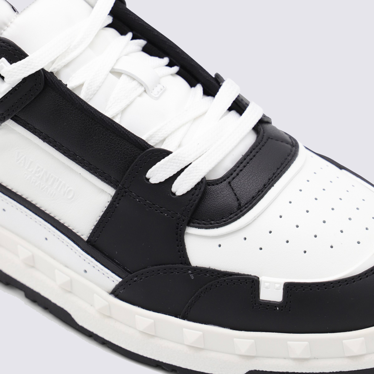 [Valentino Garavani] Sneakers SS26 8Y2S0H43RDG0NI