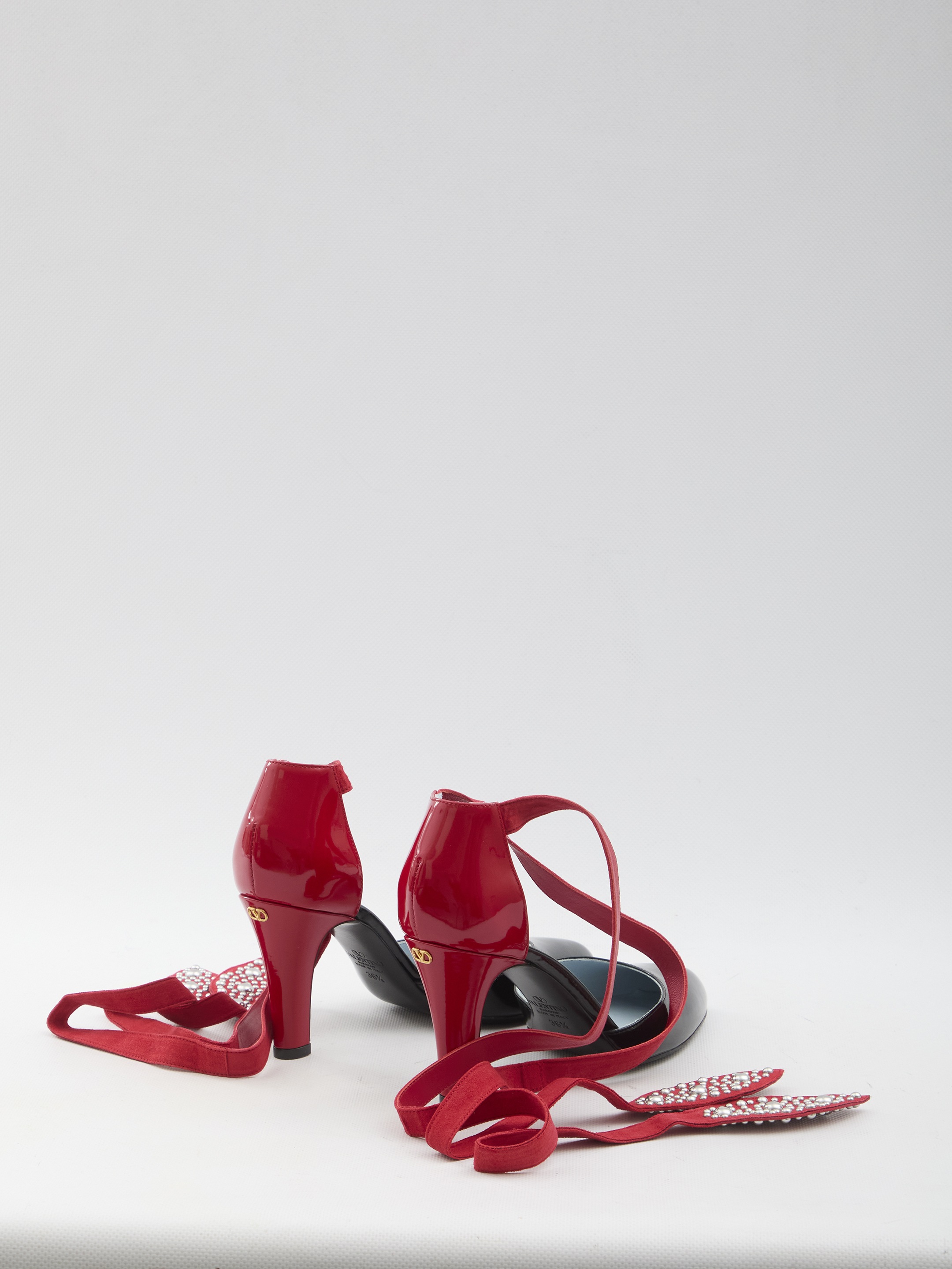 [Valentino Garavani] Pumps SS25 6W0S0LT5_UTM_JT0