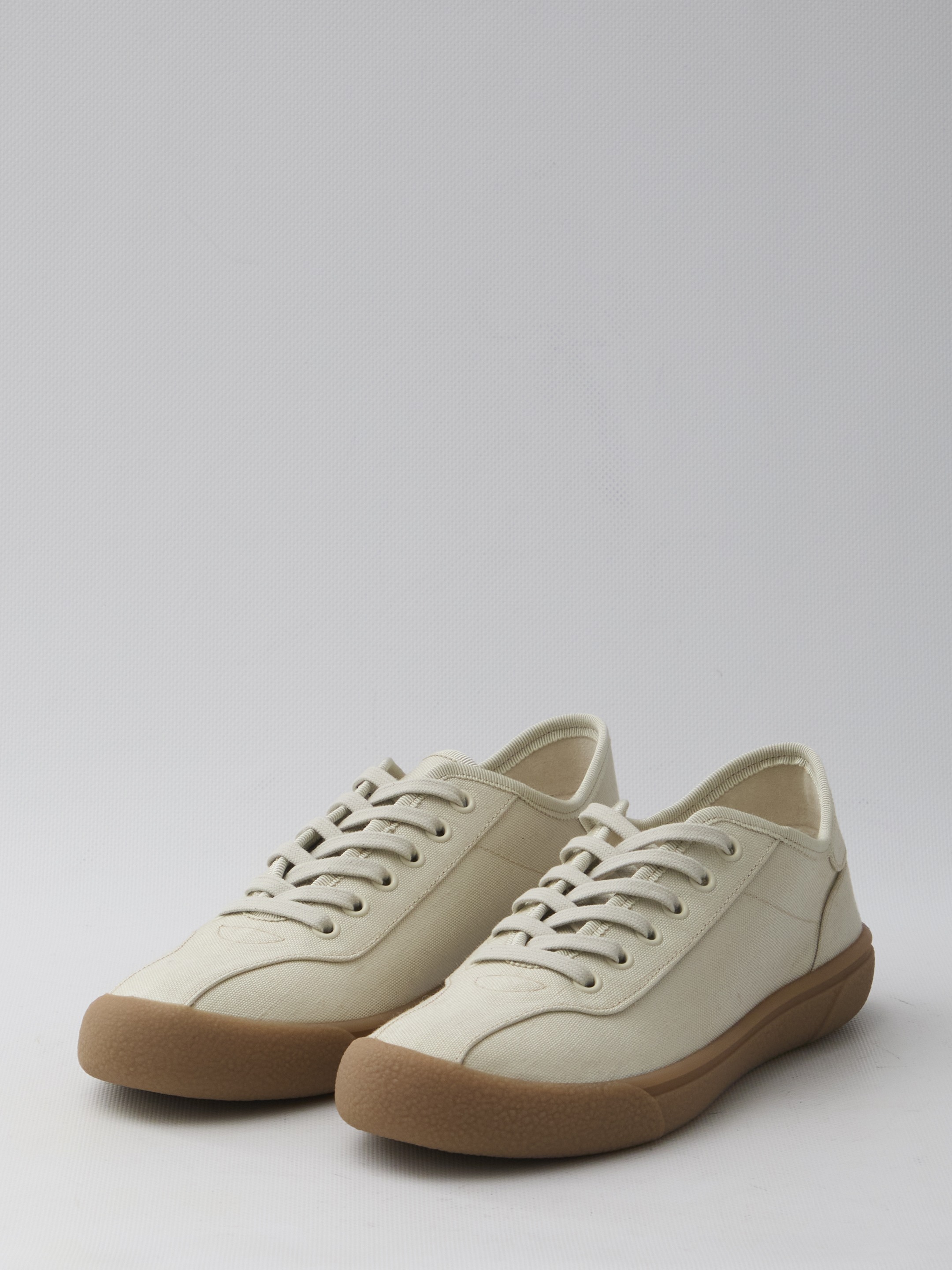 [THE ROW] Sneakers SS25 F1611_SPC_SAT