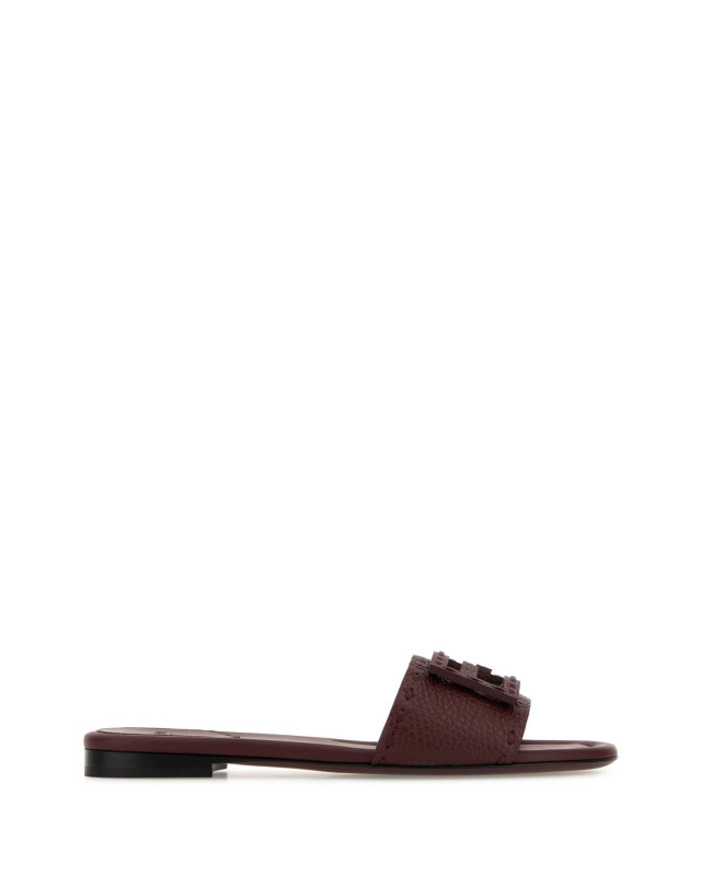 [Fendi] Slippers SS26 8R8136AQY2 F1TZ9