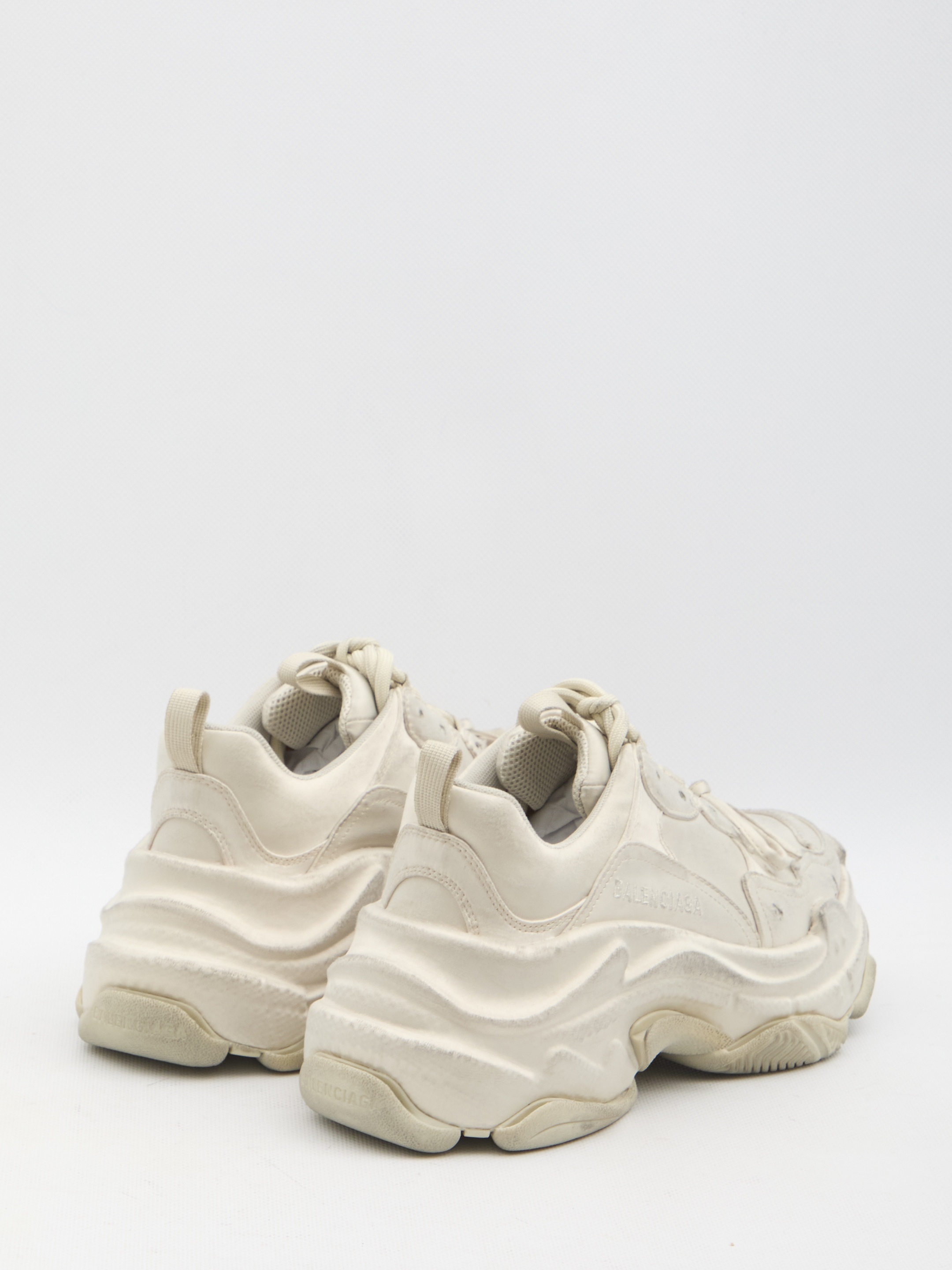 [Balenciaga] Sneakers SS25 524039_WTRSL_2000