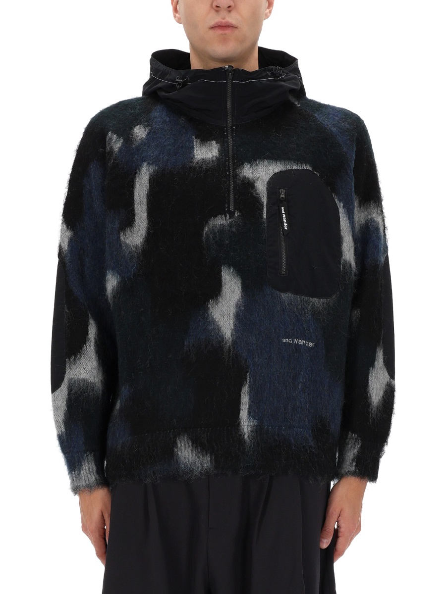 [and Wander] Hoodie FW25 5745284063_404