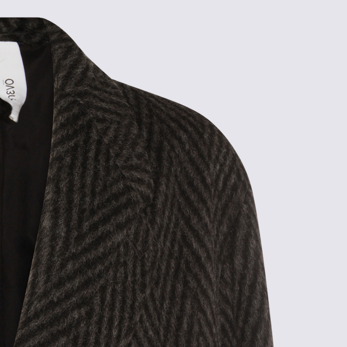 [HEVO] Coat FW25 SANTACESAREAQI7203144