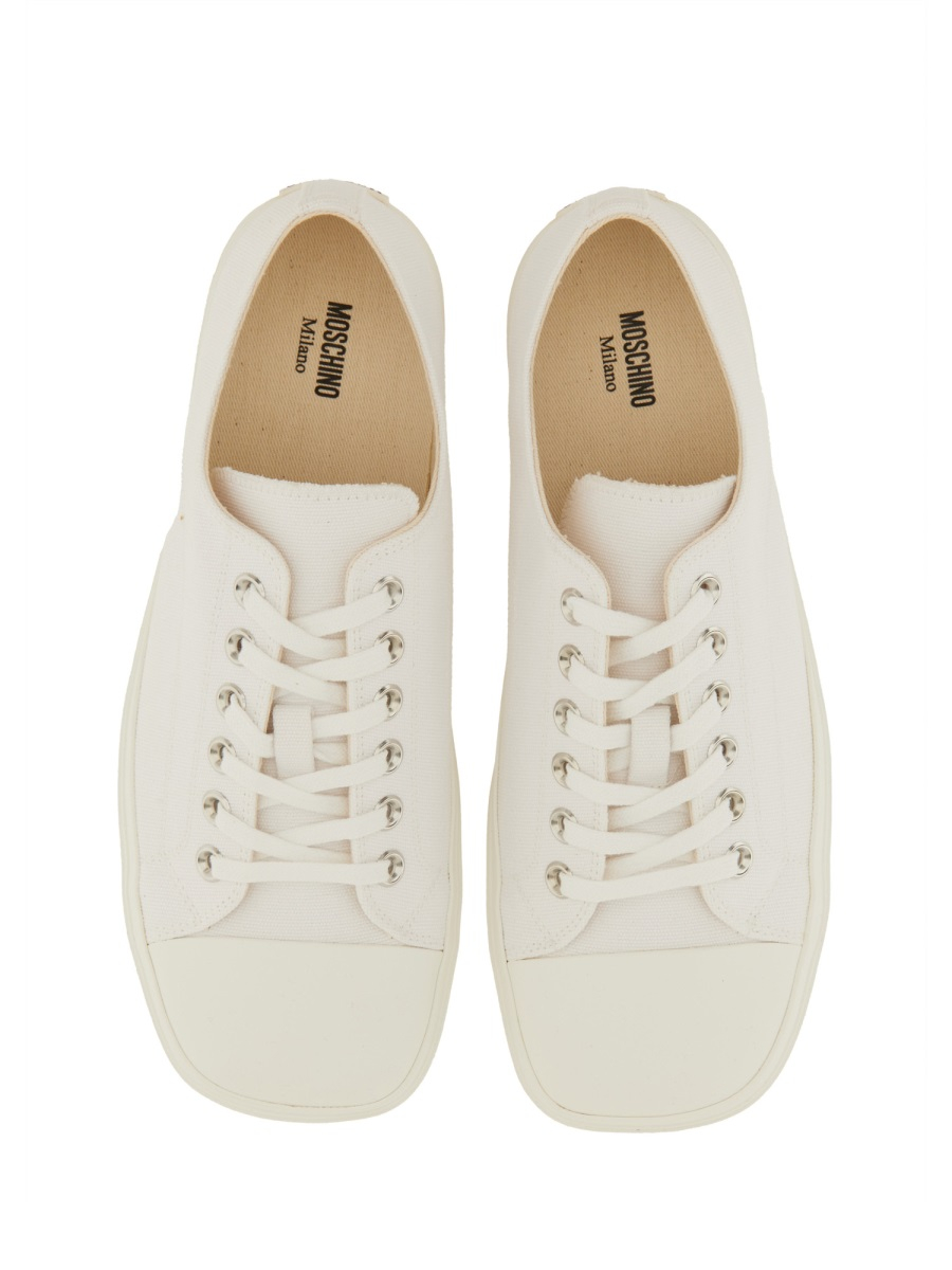 [Moschino] Sneakers FW25 MB15053G0N_GR010A