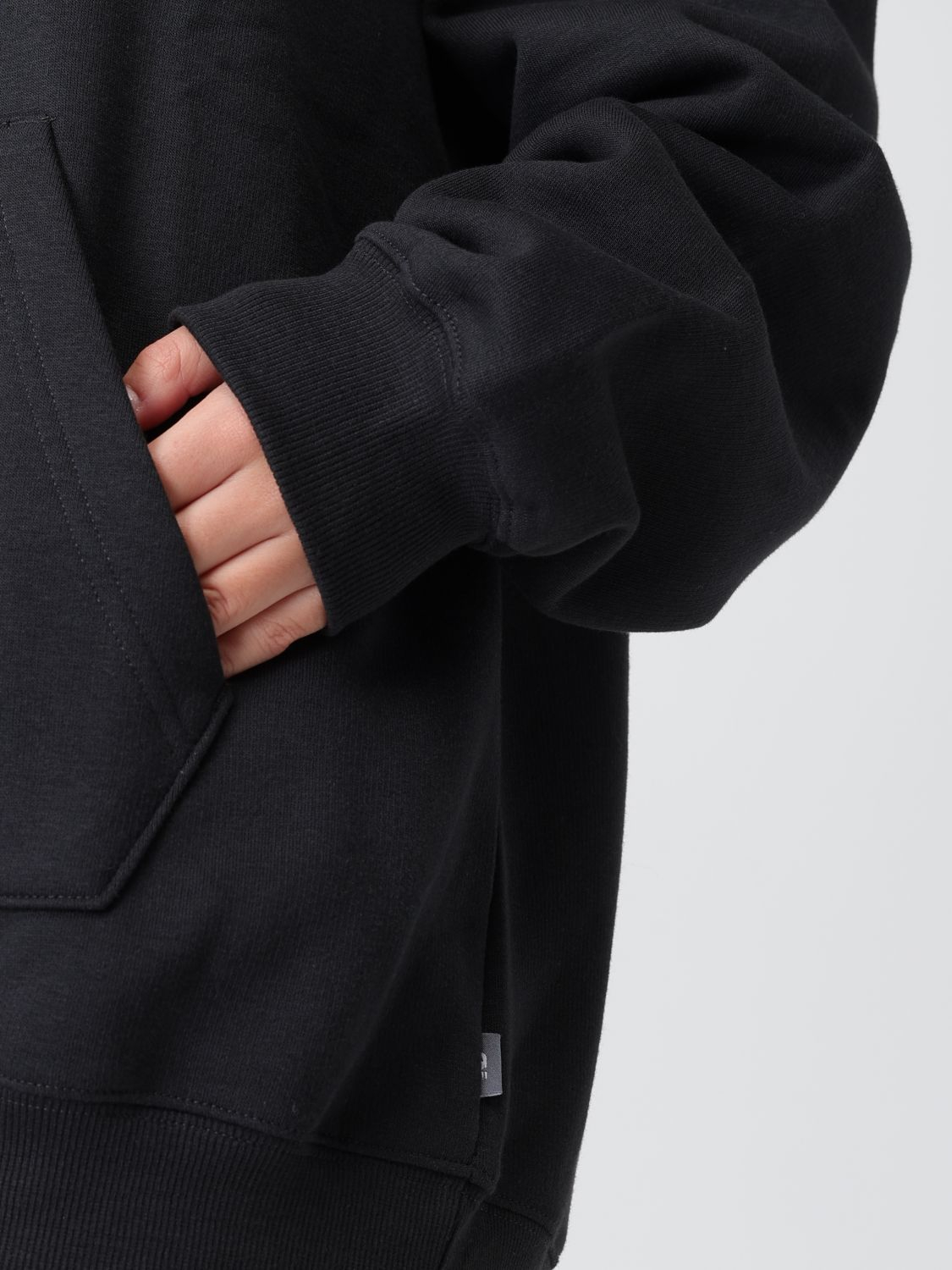 [new Balance] Sweatshirt FW25 WT53509BK