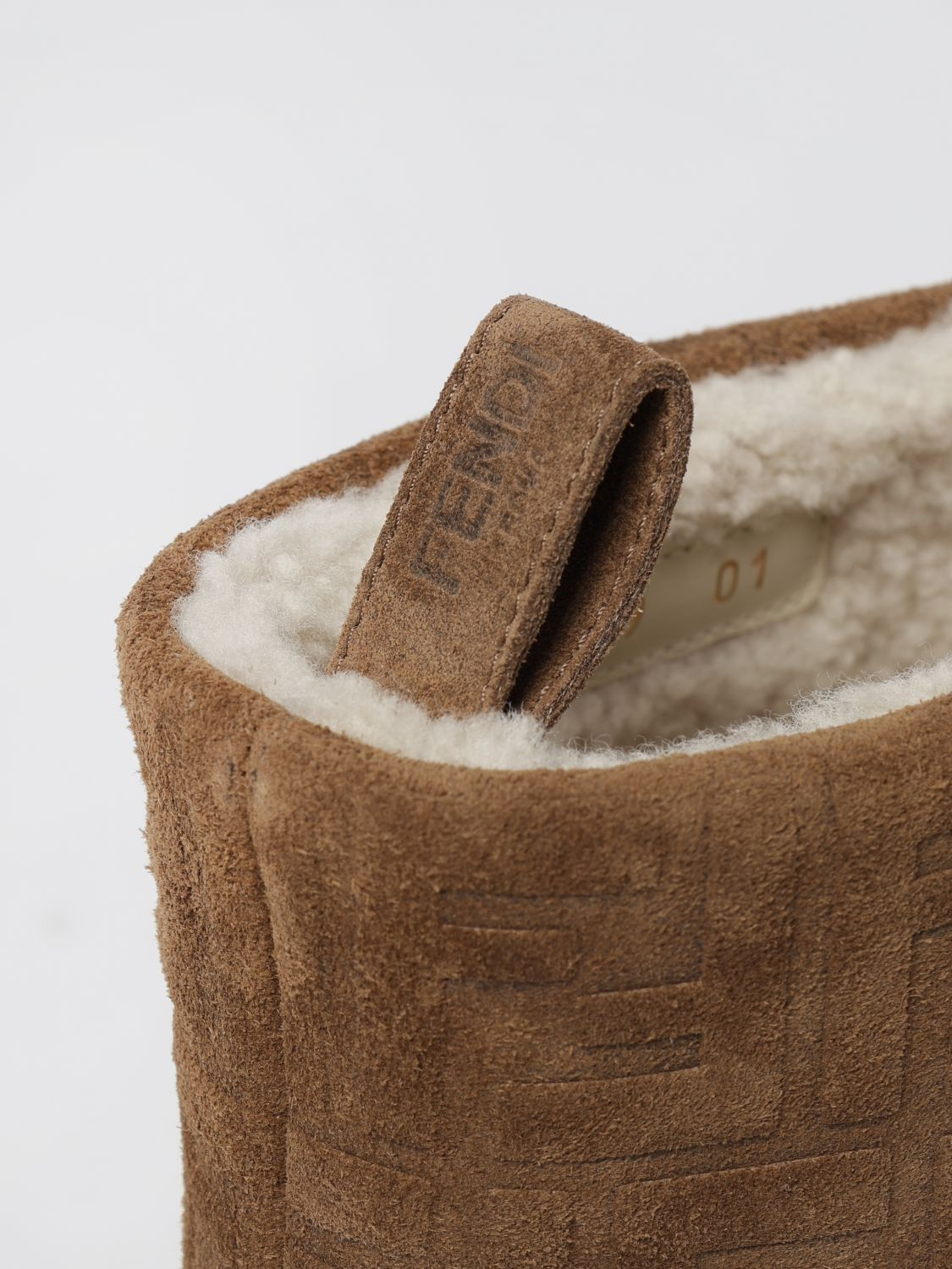 [Fendi] Boots FW25 7U1822ASA1 F0C23