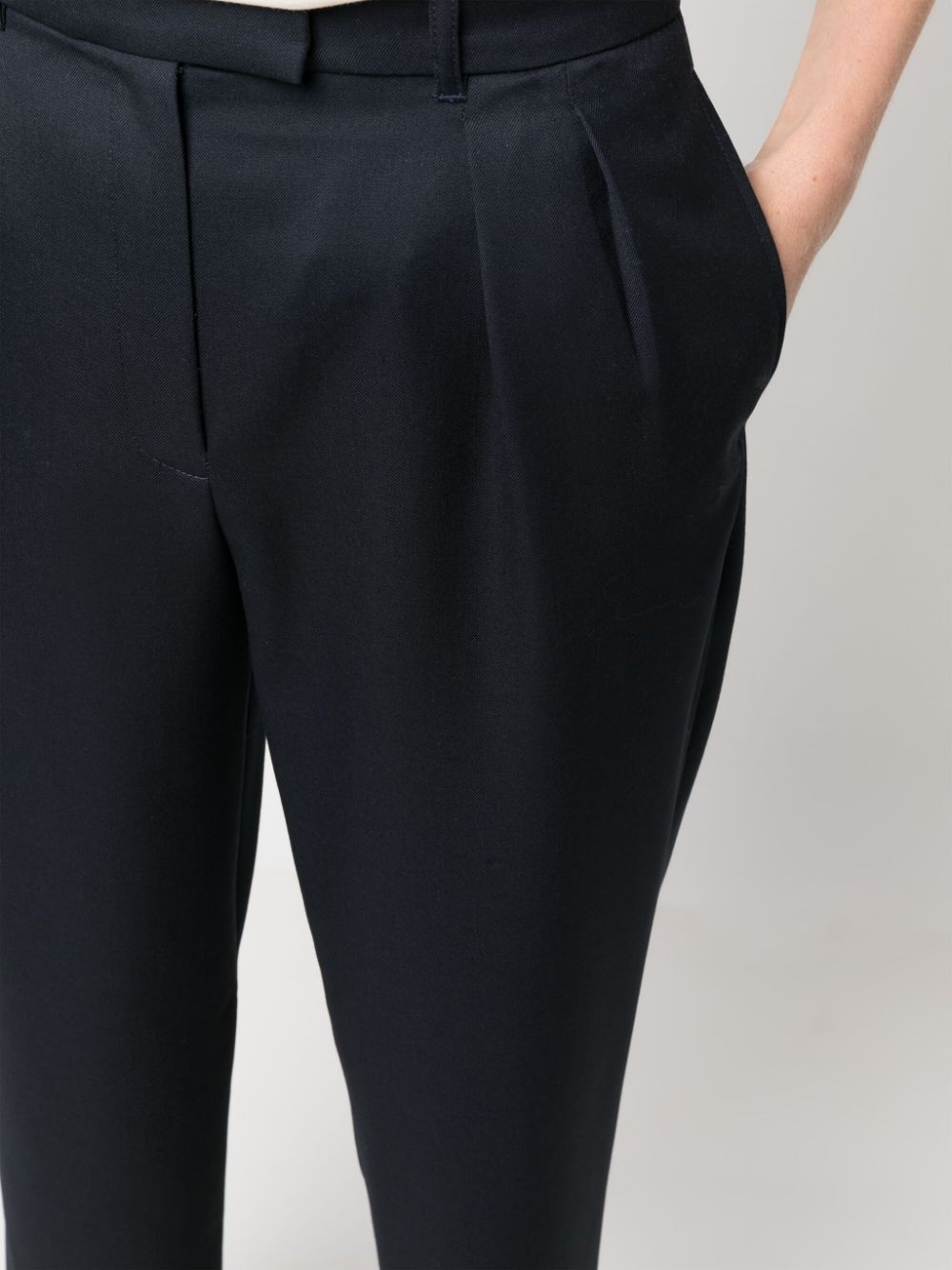[A.P.C.] Trousers FW23 WOAPOF08404