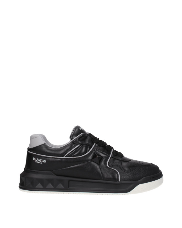 [Valentino Garavani] Sneakers SS26 S0E71NWN00A