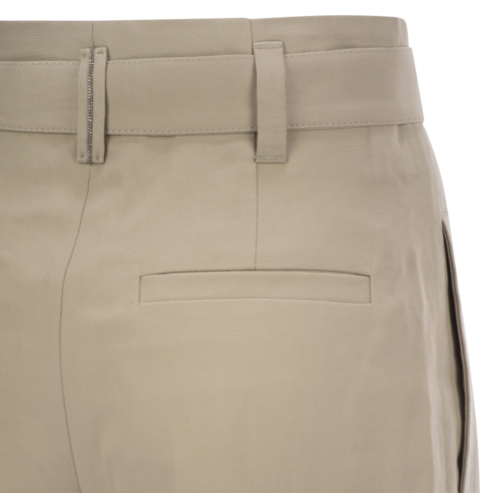 [Brunello Cucinelli] Trousers SS25 MH544P8762 C015