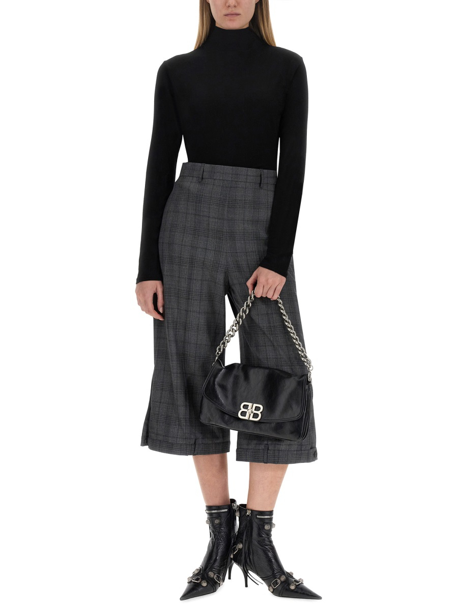 [Balenciaga] Shorts FW23 769023_TPT091240