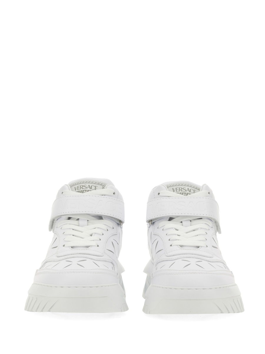 [Versace] Sneakers SS23 1008964_1A064031W00P