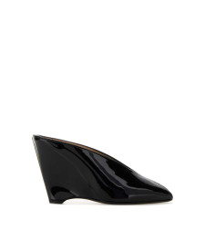 [Salvatore Ferragamo] Pumps FW25 01K8747875721C NERBISNER