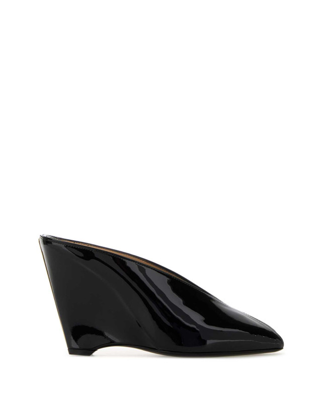 [Salvatore Ferragamo] Pumps FW25 01K8747875721C NERBISNER