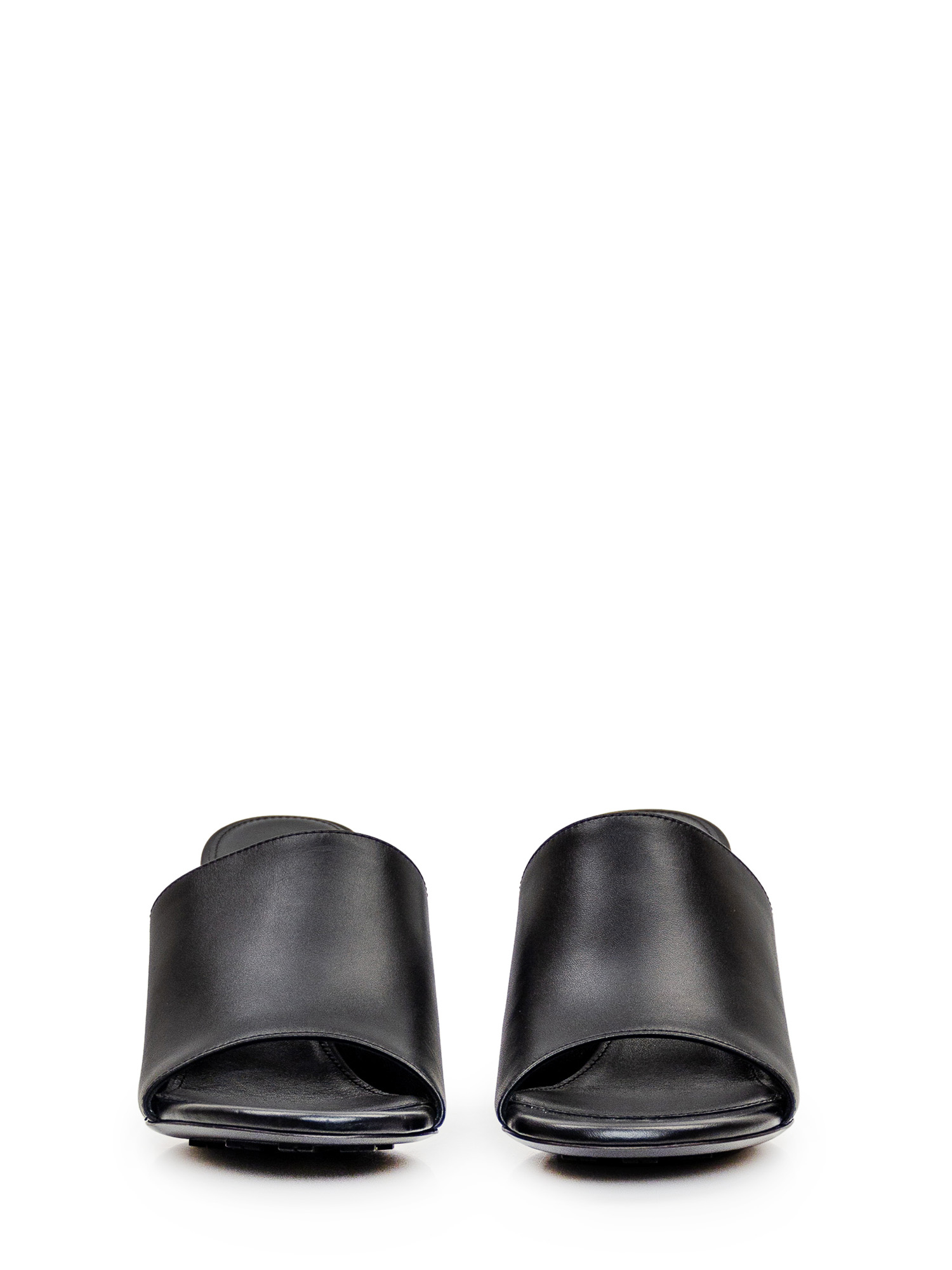 [Givenchy] Pumps SS24 BE3083E1T7 001