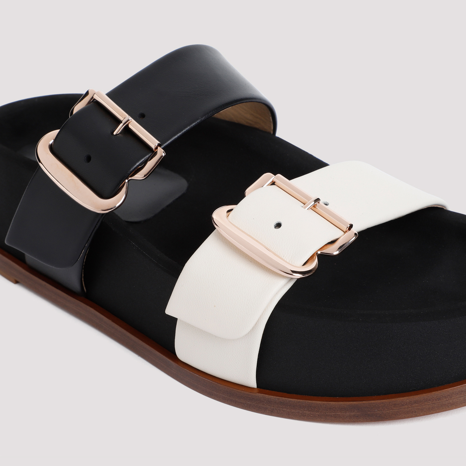 [Gabriela Hearst] Sandals SS24 2248513.SN001
