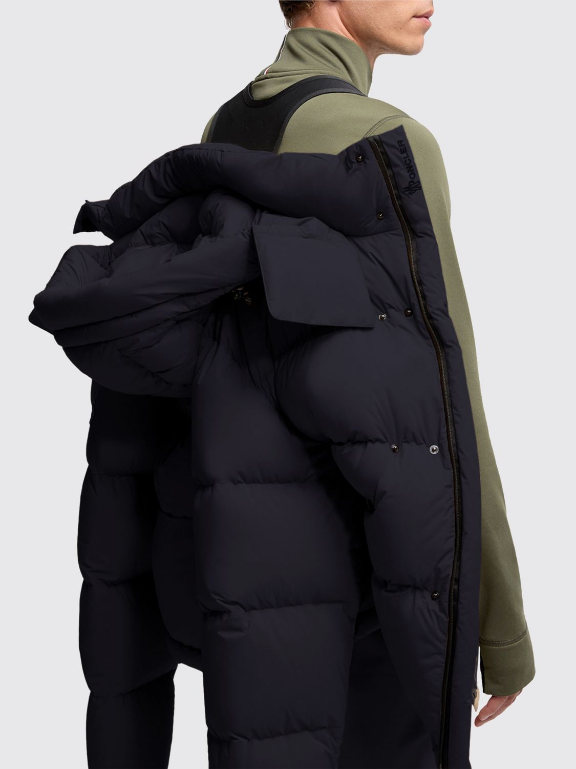 [Moncler] Down Jacket FW25 K20971A00008539X6 999
