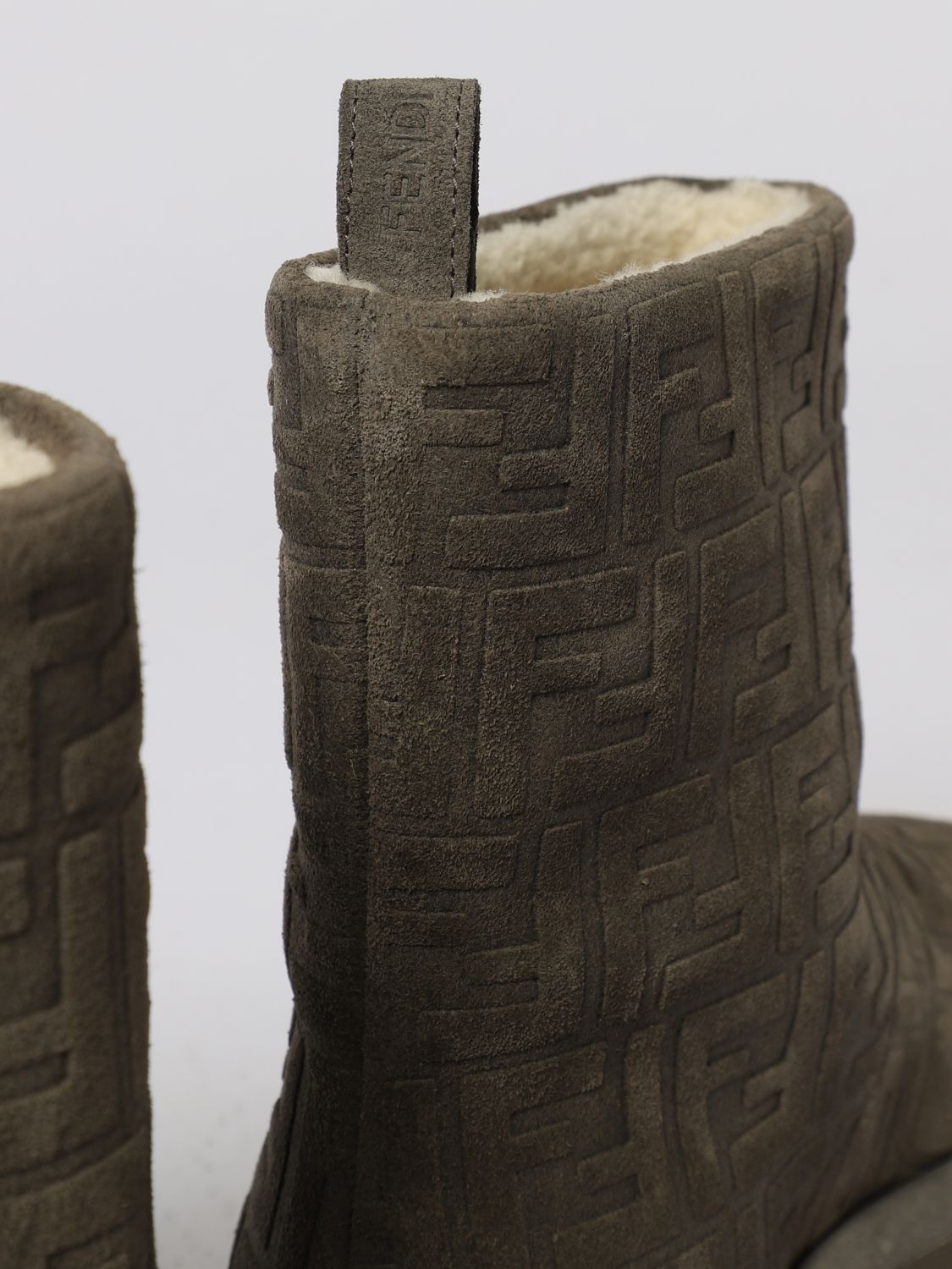 [Fendi] Ankle Boots FW25 8T8606ASA1 F1TP7
