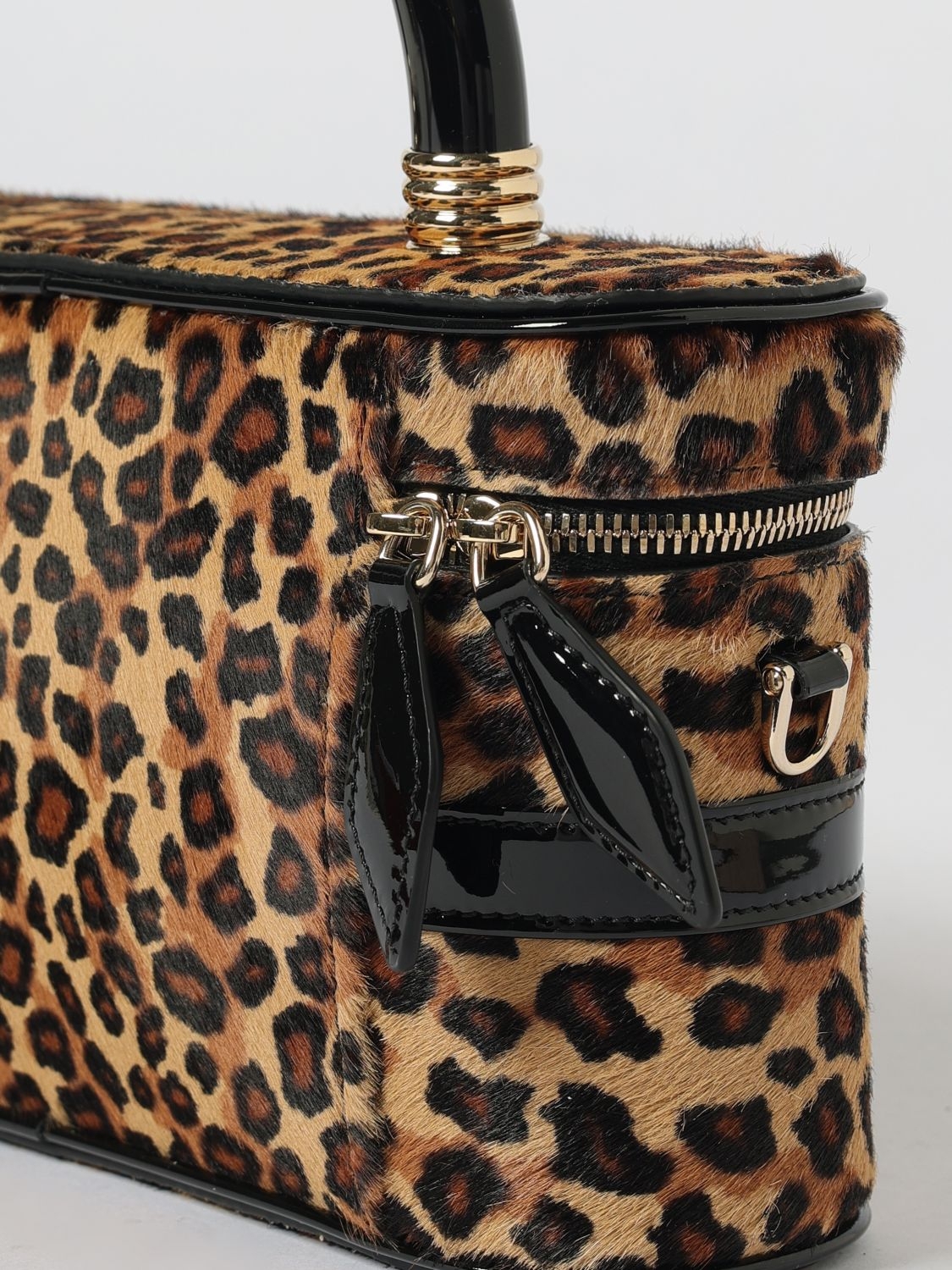 [Roger Vivier] Minibag FW25 RBWAORH0101USN 021Z