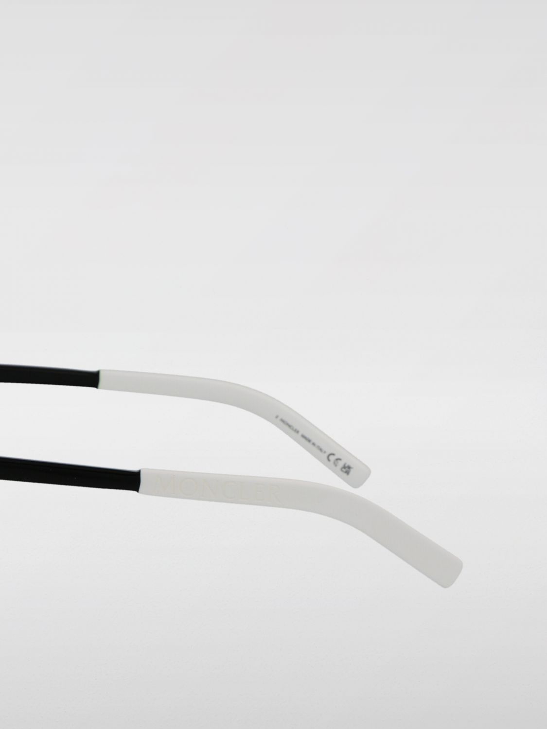 [Moncler] Glasses FW25 ML5206 001