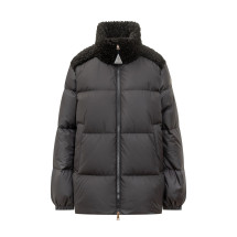 [Moncler] Down jacket FW25 K20931A0014754AQE 999