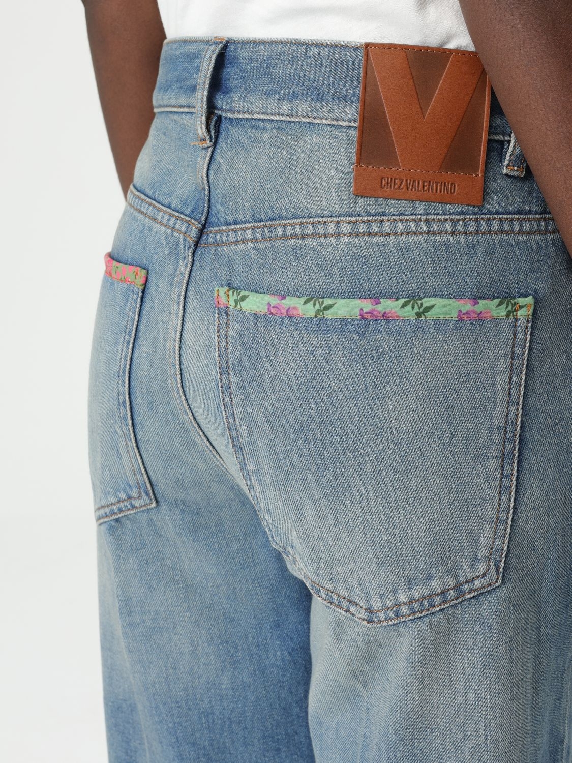 [Valentino] Jeans FW25 6B0DD19X94V 558