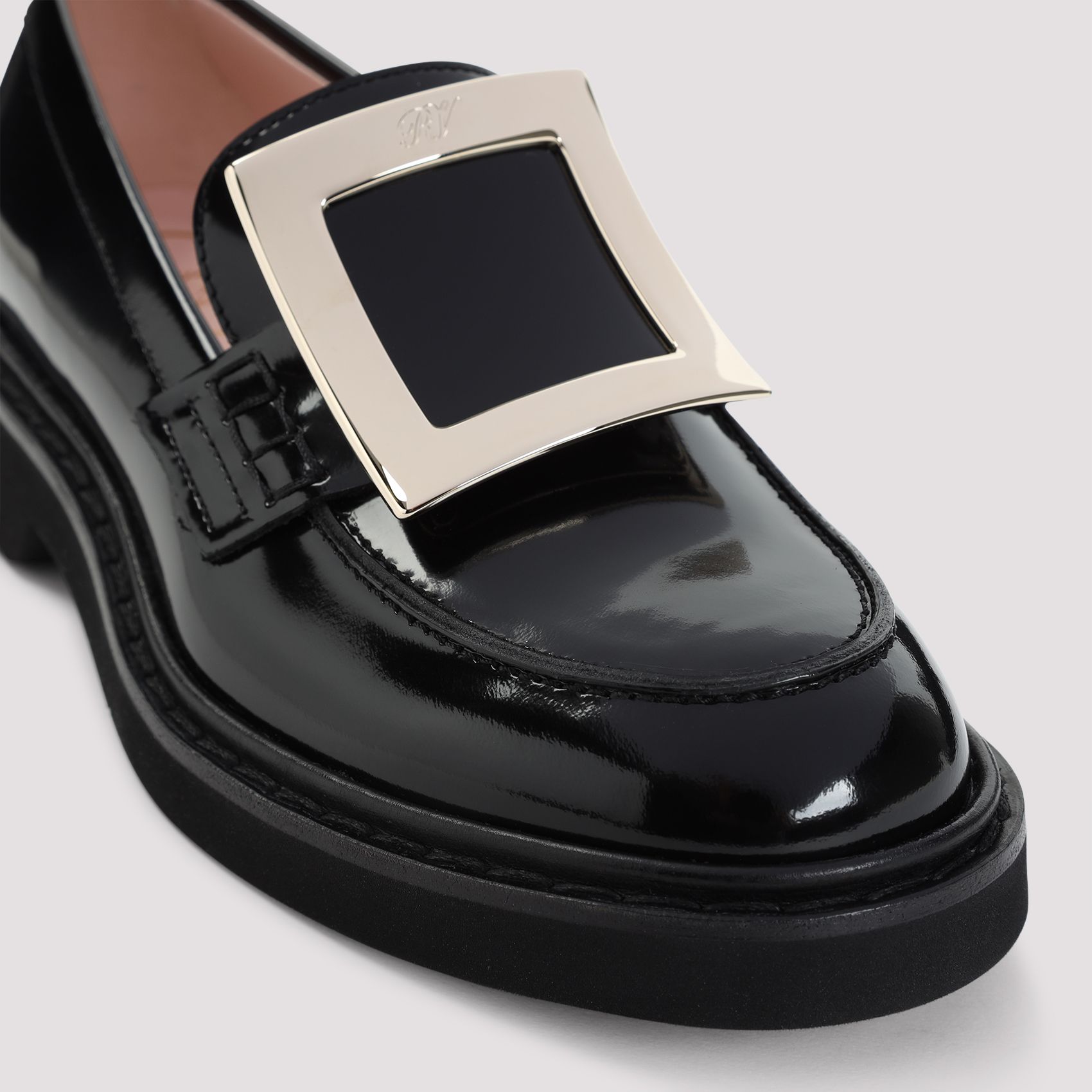 [Roger Vivier] Loafer SS26 RVW54825190MRK