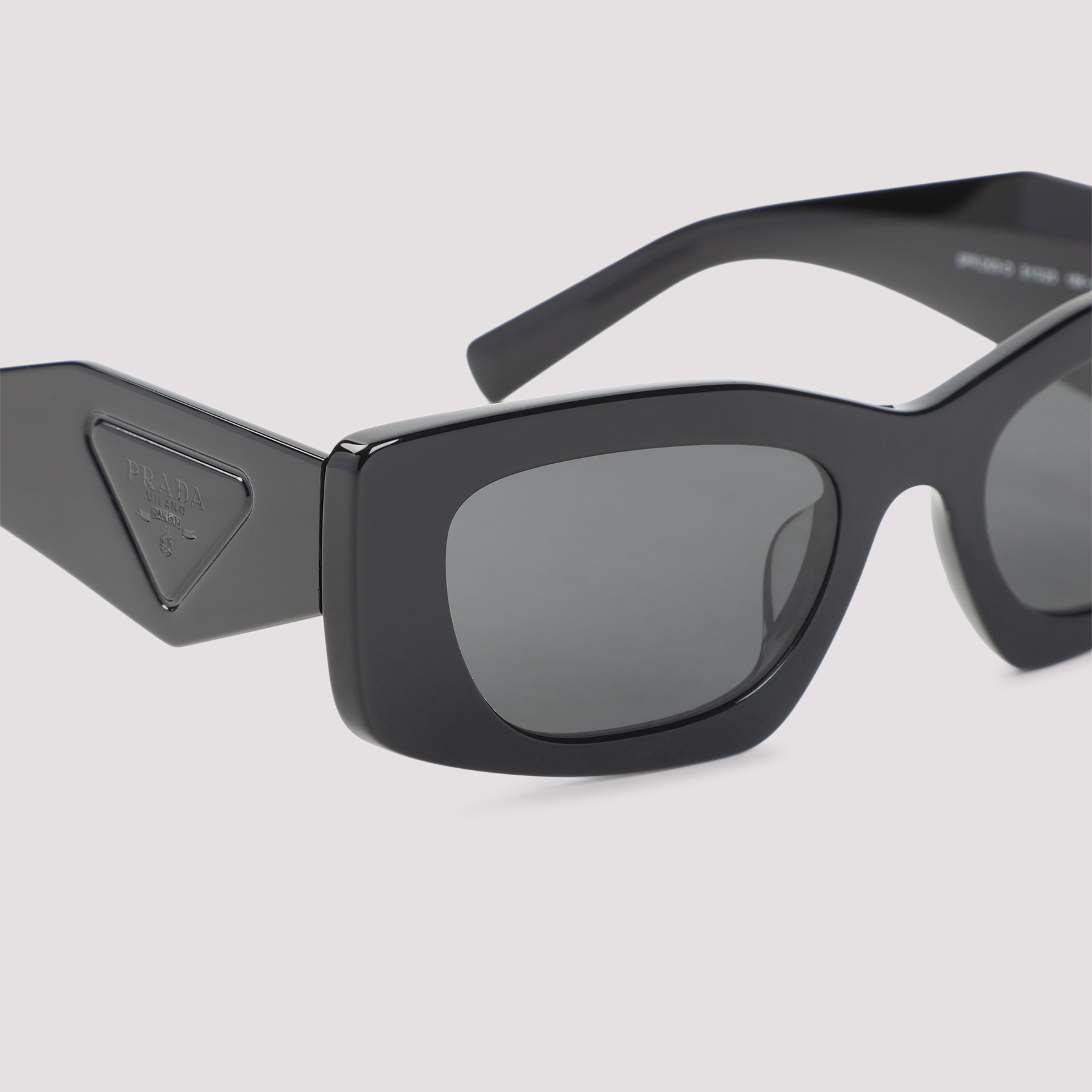 [PRADA EYEWEAR] Sunglasses FW26 0PRD03SD