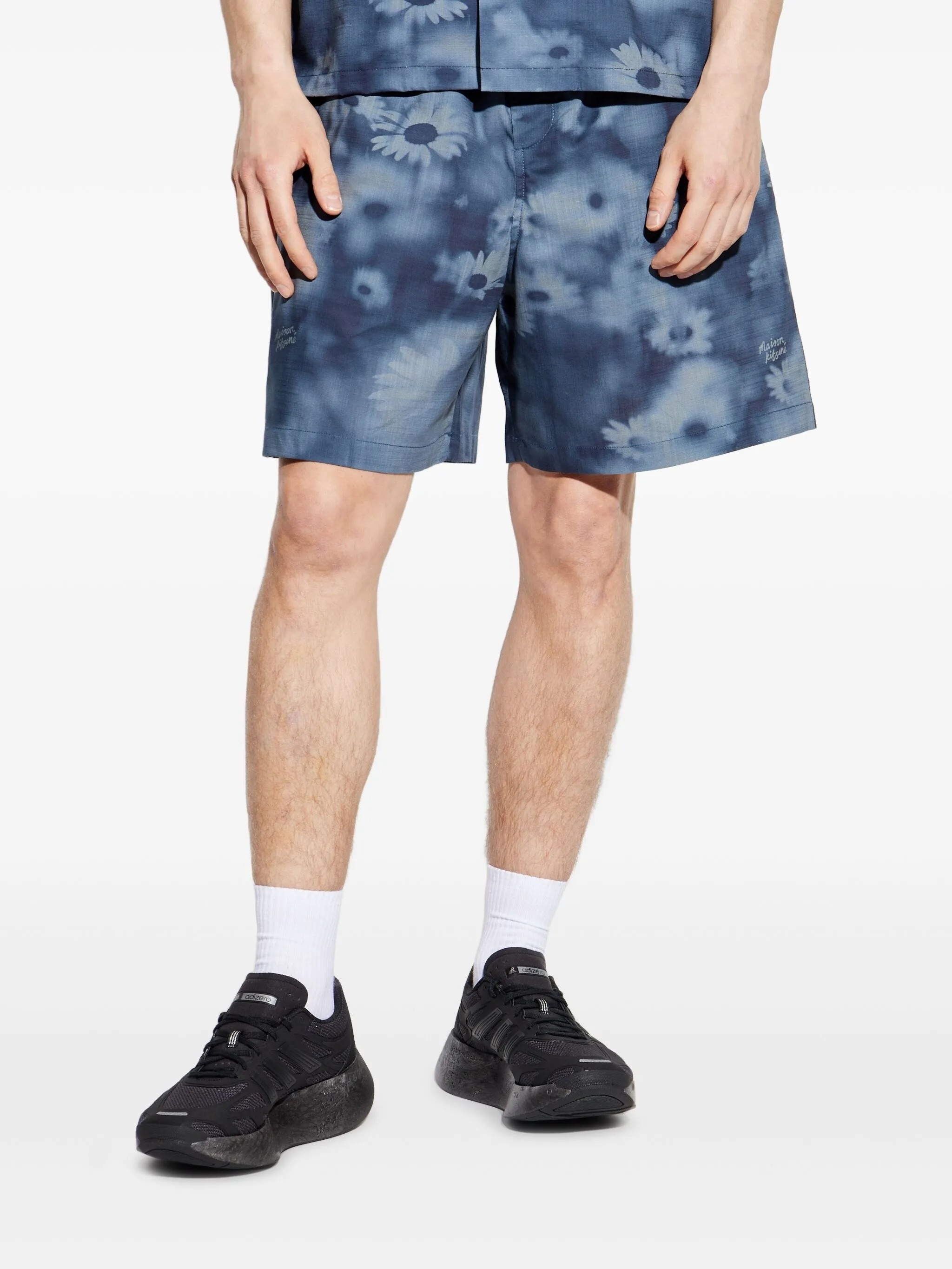 [MAISON KITSUNE] Shorts SS25 OM01407WW9054