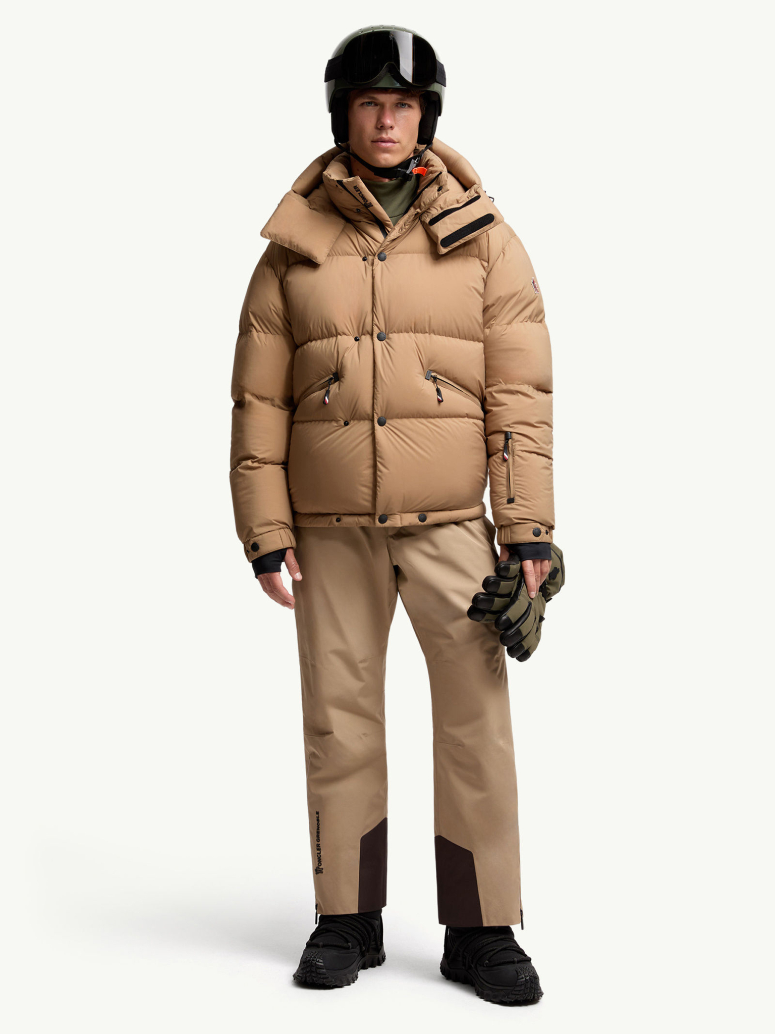 [Moncler] Down Jacket FW25 K20971A00008539X623F